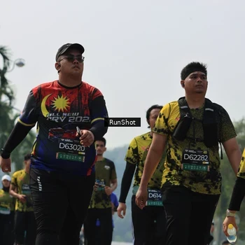 Runner Photo 7056505