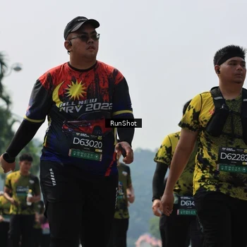 Runner Photo 7056515