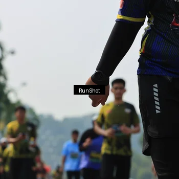 Runner Photo 7056542
