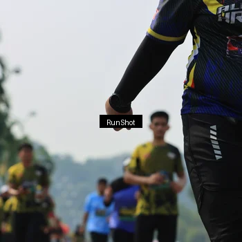 Runner Photo 7056543