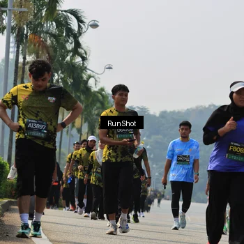 Runner Photo 7056554