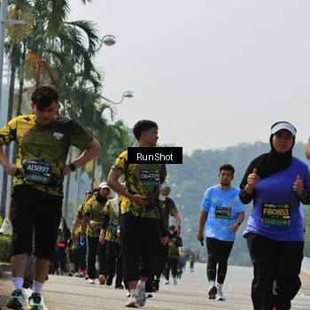 Runner Photo 7056555