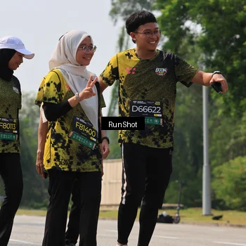 Runner Photo 7056573