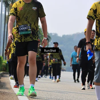 Runner Photo 7056585