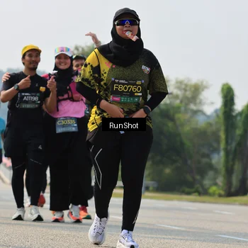 Runner Photo 7056601