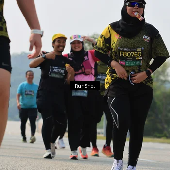 Runner Photo 7056611