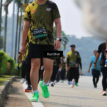 Runner Photo 7056621