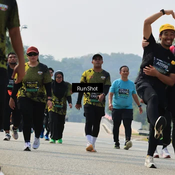 Runner Photo 7056627