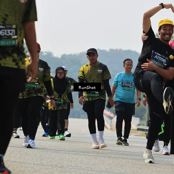 Runner Photo 7056632