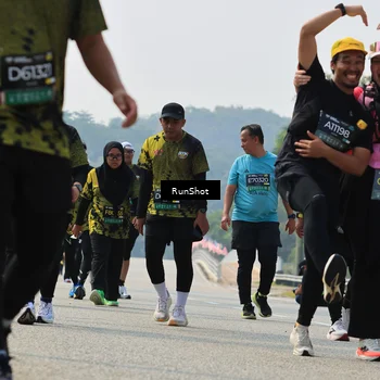 Runner Photo 7056636