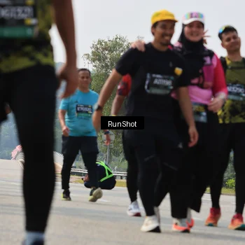 Runner Photo 7056638