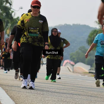 Runner Photo 7056640