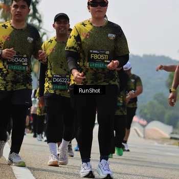 Runner Photo 7056650