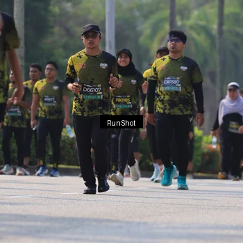 Runner Photo 7056660