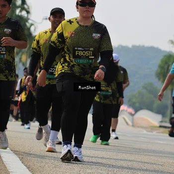 Runner Photo 7056669