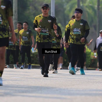 Runner Photo 7056681