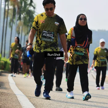 Runner Photo 7056682