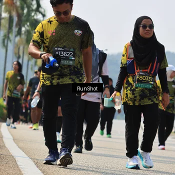 Runner Photo 7056700