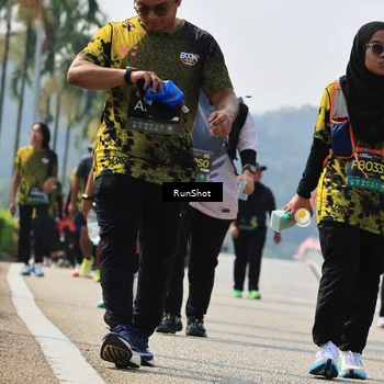 Runner Photo 7056704