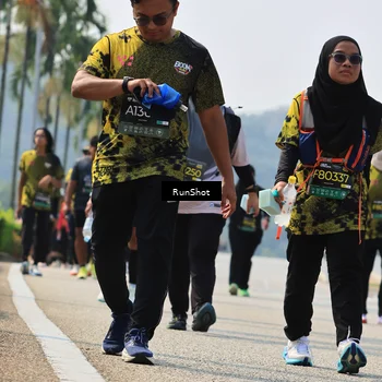 Runner Photo 7056709