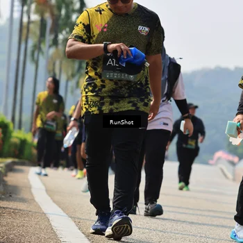 Runner Photo 7056711