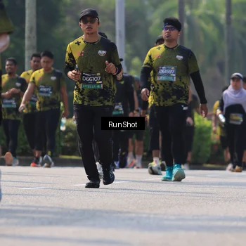 Runner Photo 7056726