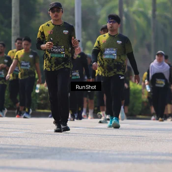 Runner Photo 7056737