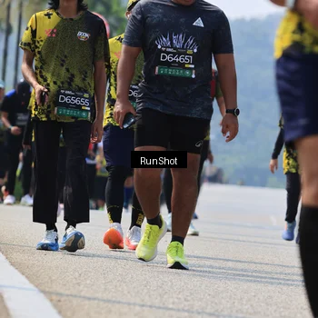Runner Photo 7056742