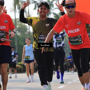 Runner Photo 7056746
