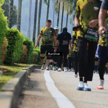 Runner Photo 7056754