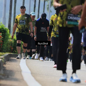 Runner Photo 7056760