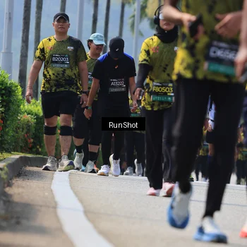 Runner Photo 7056763