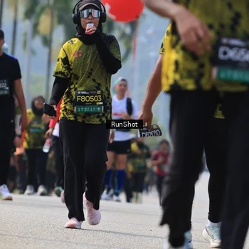 Runner Photo 7056782