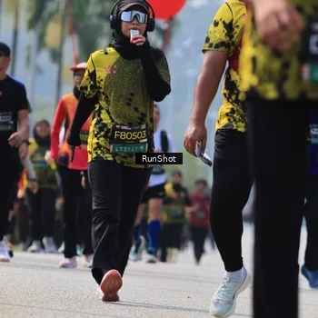 Runner Photo 7056791