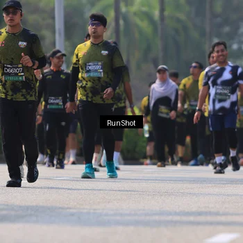 Runner Photo 7056795