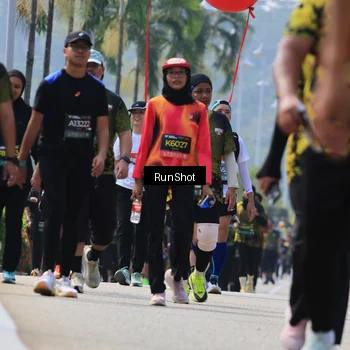 Runner Photo 7056801