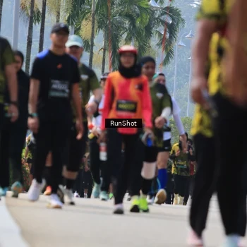 Runner Photo 7056805