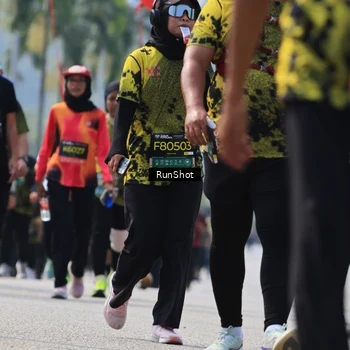 Runner Photo 7056807
