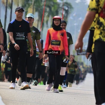 Runner Photo 7056810