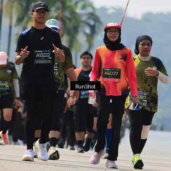 Runner Photo 7056826