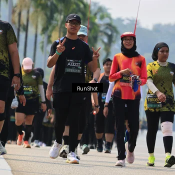 Runner Photo 7056828