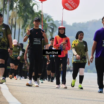Runner Photo 7056833