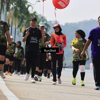 Runner Photo 7056836