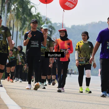 Runner Photo 7056839