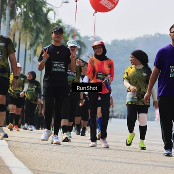 Runner Photo 7056840