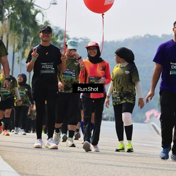 Runner Photo 7056842