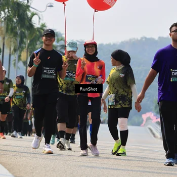 Runner Photo 7056848