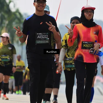 Runner Photo 7056874