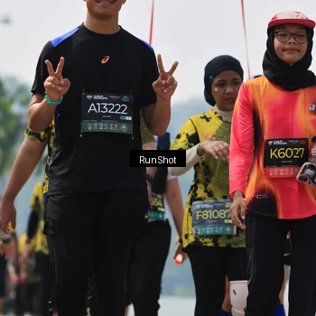 Runner Photo 7056886