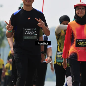 Runner Photo 7056887